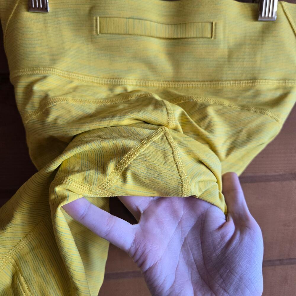 Outdoor Voices Shorts Core Tech Sweat 7" Yellow Small Biker Compression HR Gym - Picture 6 of 6